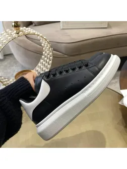 Adidasi dama casual negri 444